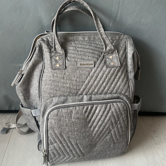 Baby’s backpack - Picture 1 of 8